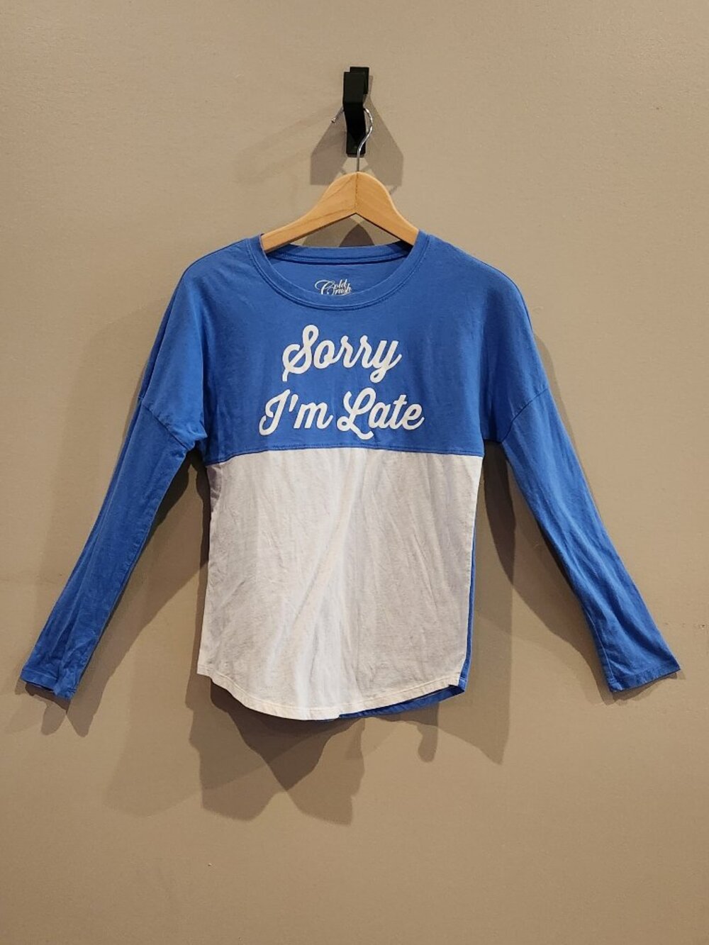 Gold Rush Women's XS Sorry I'm Late Graphic Long Sleeve Blue Tee Funny